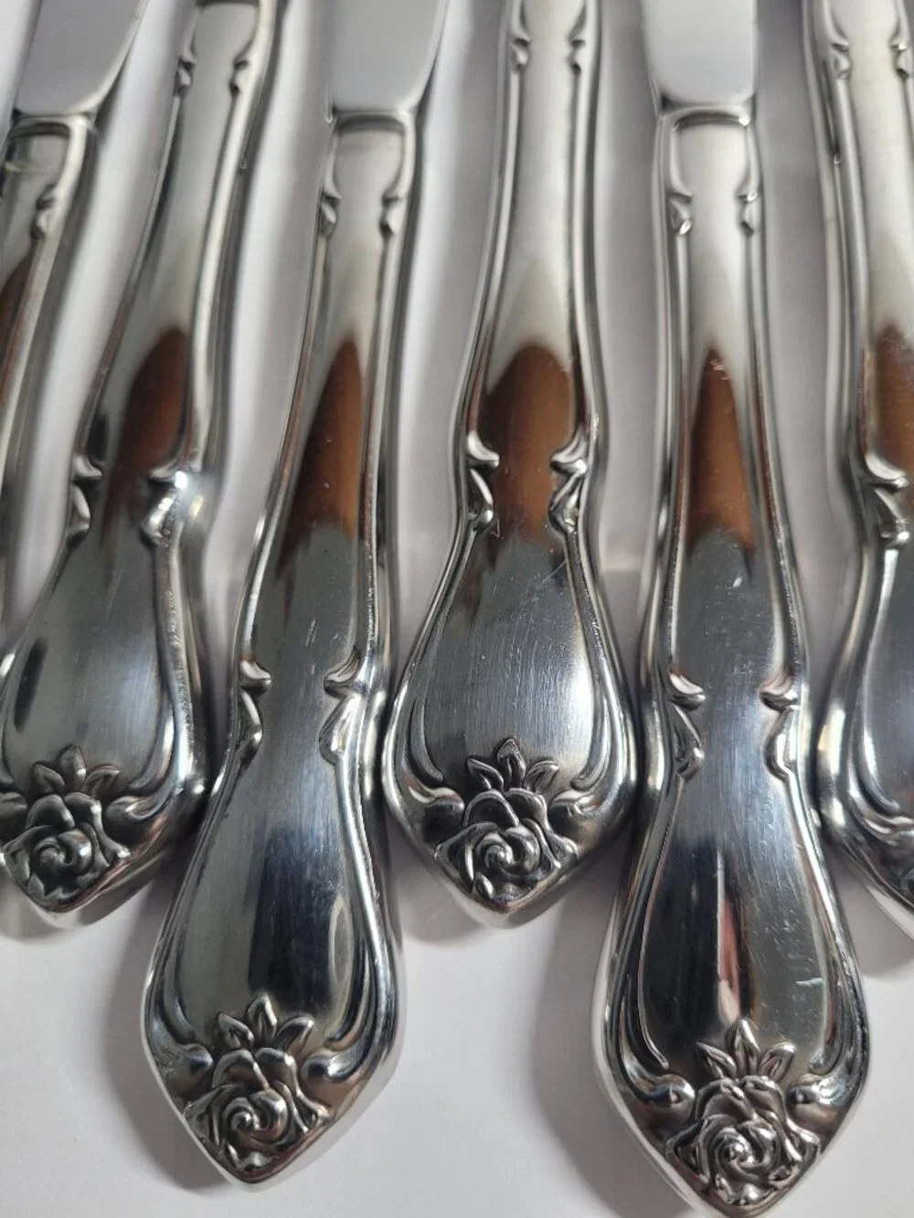 Vntg Arbor Rose True Rose 1881 Rogers Stainless Oneida Ltd. 56 Pcs Srvc for 8-12